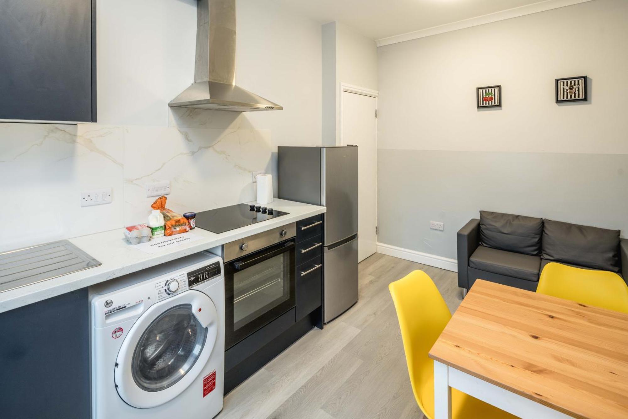 Free Parking, 2 Beds,Close To Train Station Bedford Exteriör bild